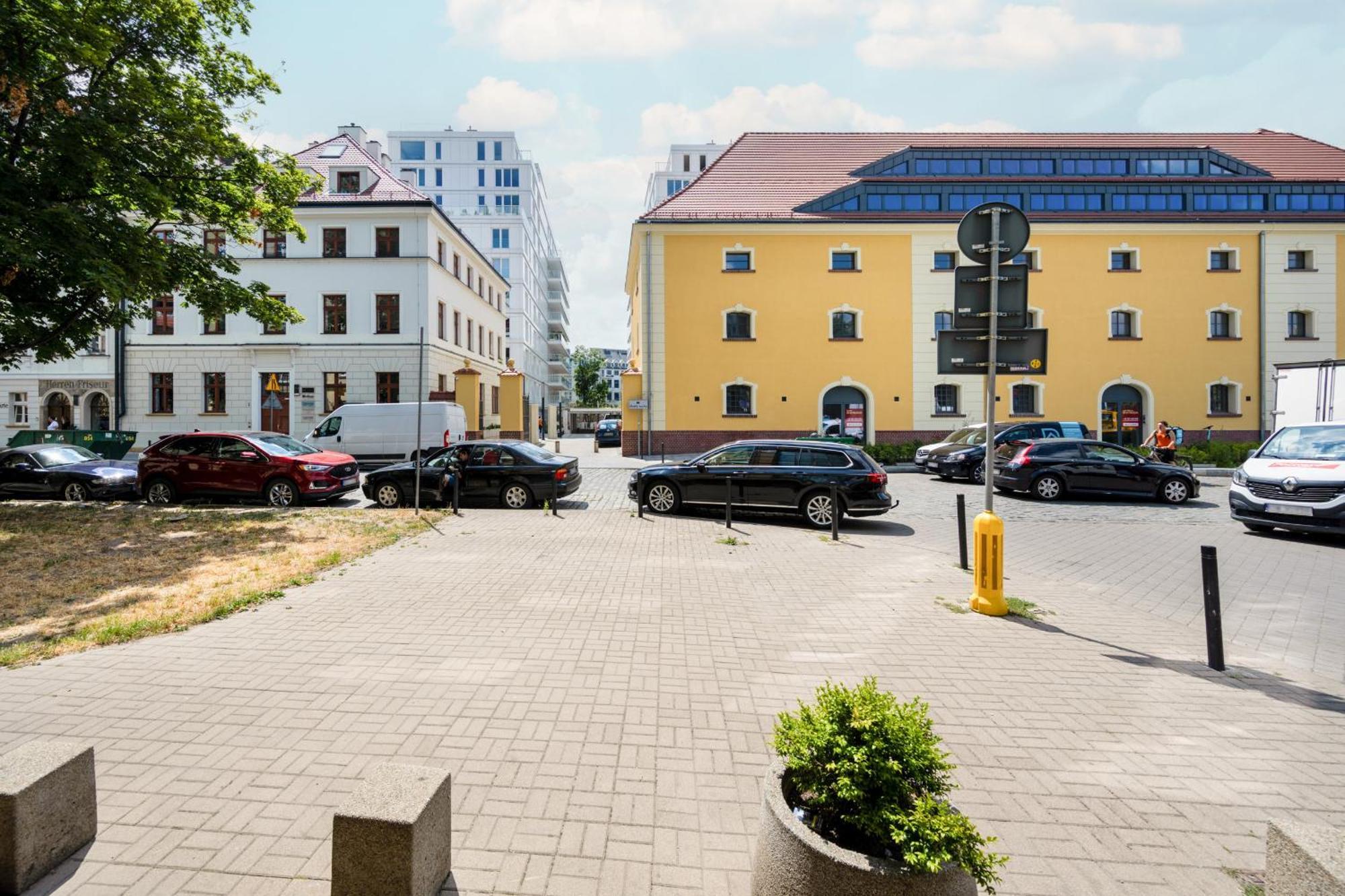 Elegant Apartment With Balcony By The Oder River In Wroclaw By Renters Prestige Zewnętrze zdjęcie