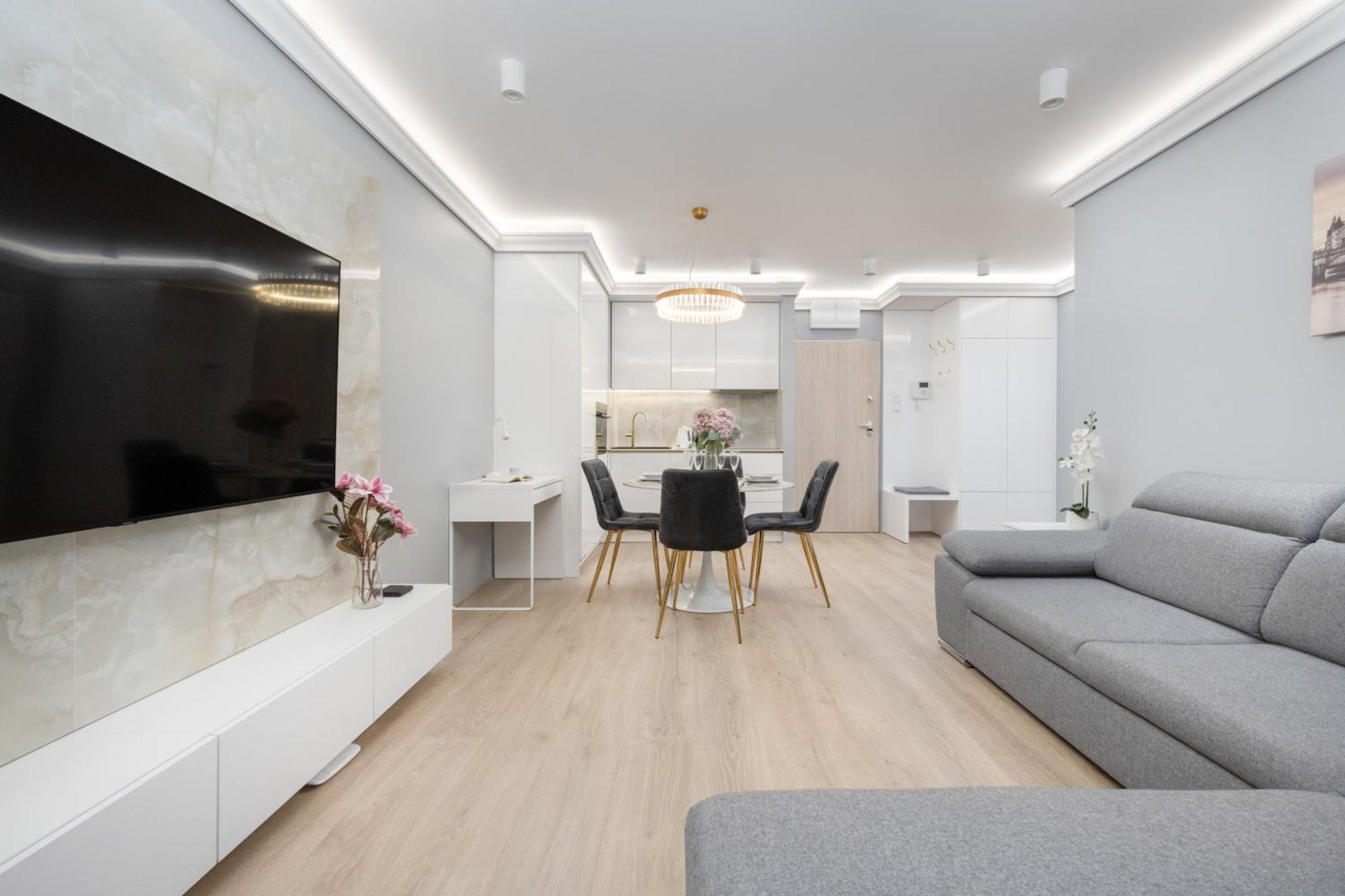 Elegant Apartment With Balcony By The Oder River In Wroclaw By Renters Prestige Zewnętrze zdjęcie