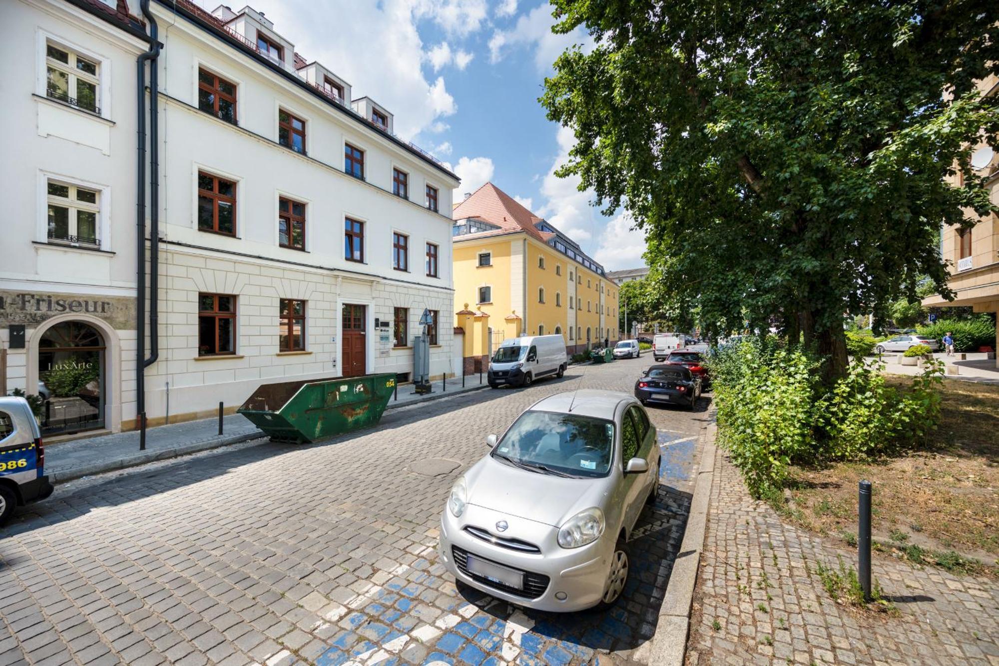Elegant Apartment With Balcony By The Oder River In Wroclaw By Renters Prestige Zewnętrze zdjęcie