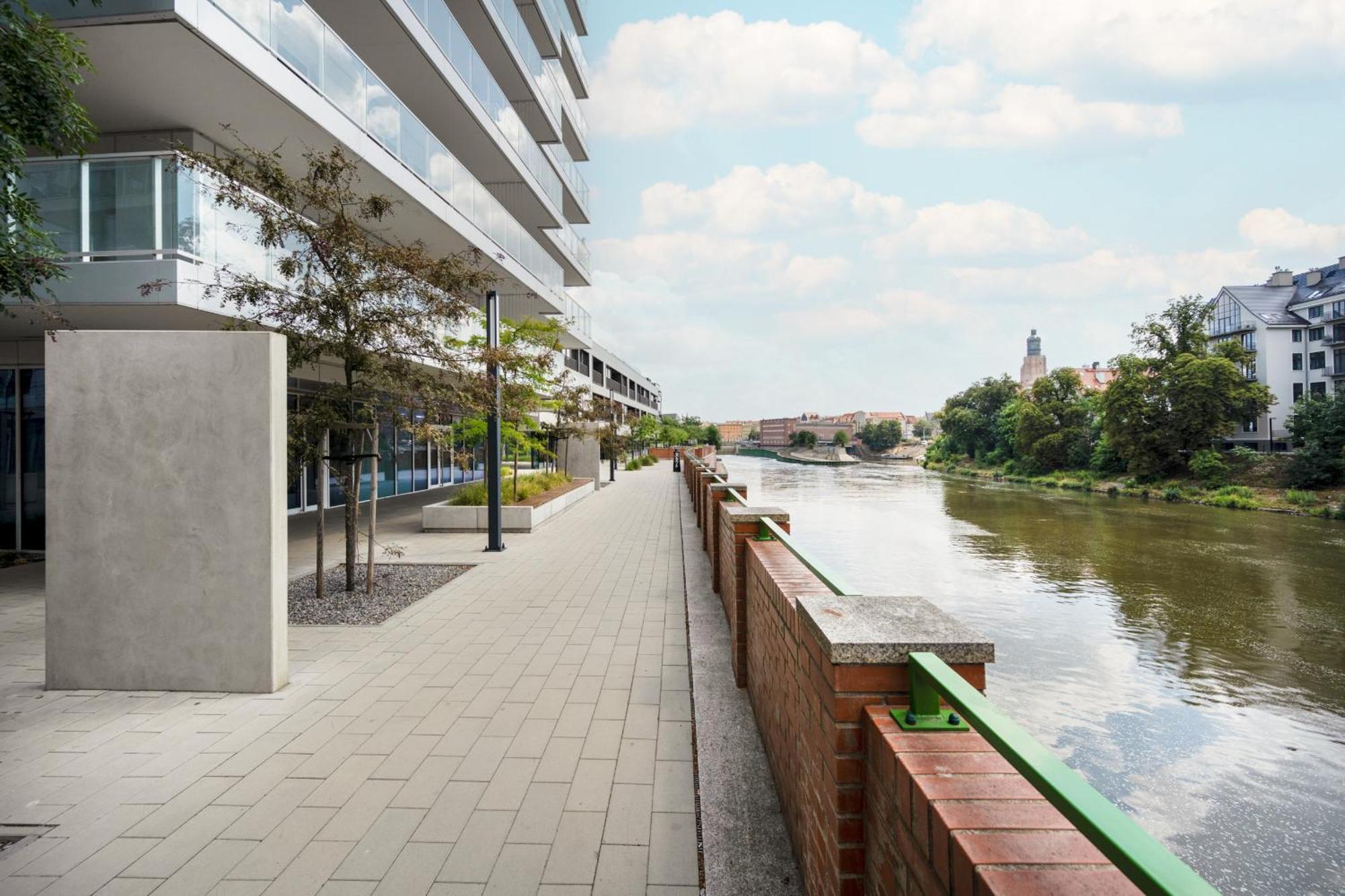 Elegant Apartment With Balcony By The Oder River In Wroclaw By Renters Prestige Zewnętrze zdjęcie